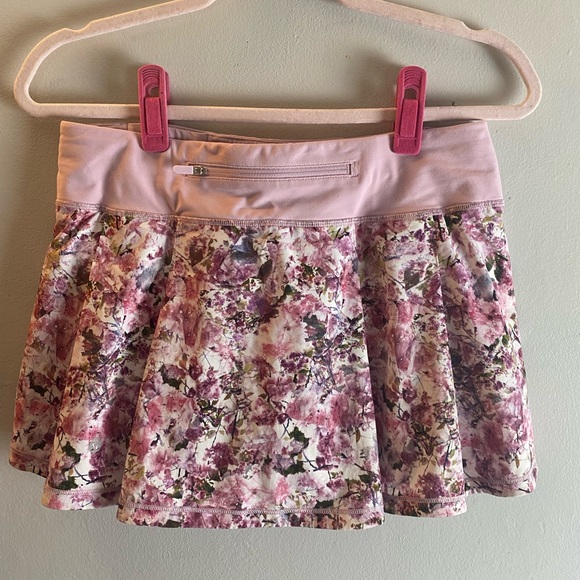 Lululemon Play off the Pleats Skirt Blossom Spritz Multi 6 - Picture 5 of 7